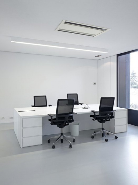 Кассетная VRF система 4-4,9 кВт Daikin FXCQ40A